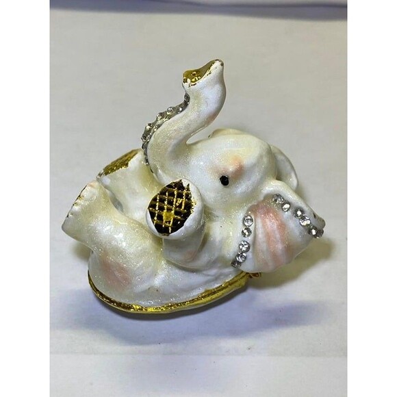 Elephant White Hinged Trinket Box Collectible Enamel Crystals Gold Tone Cute - Picture 3 of 9